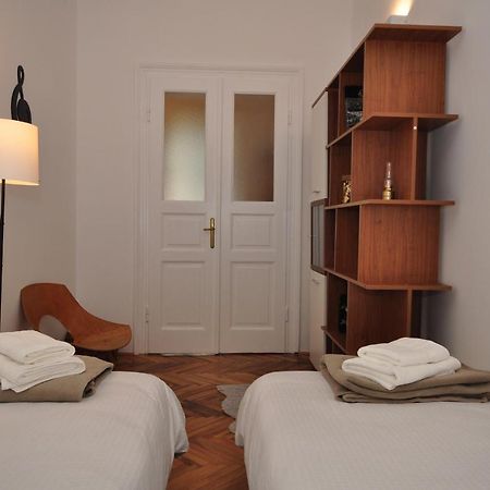 Apartment Moel สปลิท ภายนอก รูปภาพ