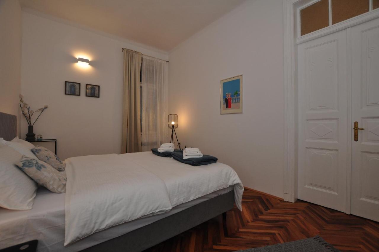 Apartment Moel สปลิท ภายนอก รูปภาพ
