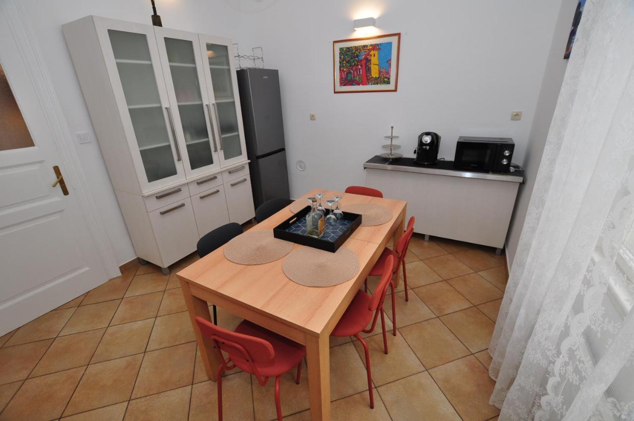 Apartment Moel สปลิท ภายนอก รูปภาพ
