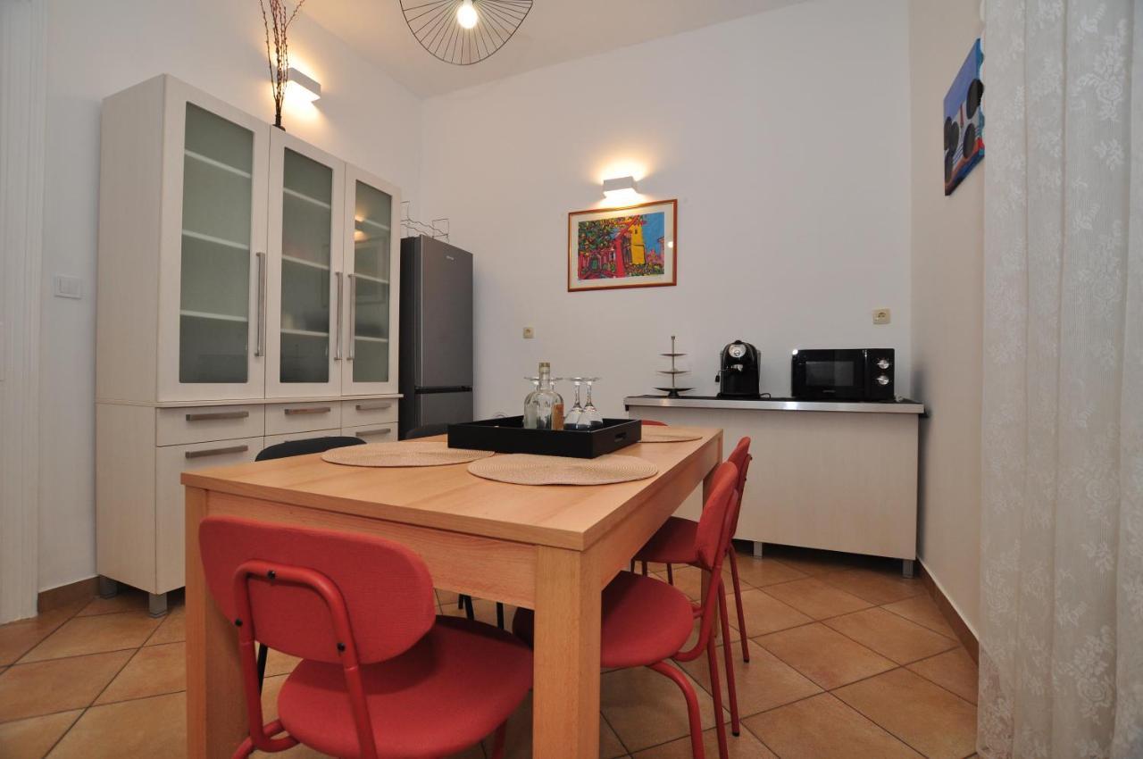 Apartment Moel สปลิท ภายนอก รูปภาพ